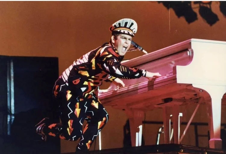 Preview – REJ.World | Andre Miripolsky