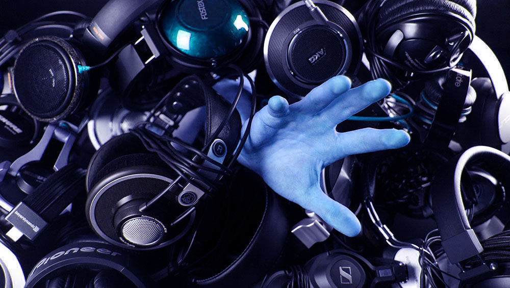 Listening post  | Andre Miripolsky